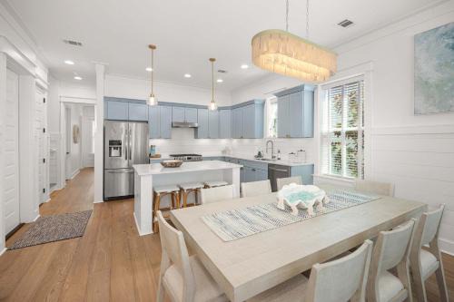 Seagrove Escape Refreshed plus Shared Pool