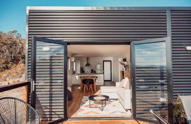 Seascape on Bruny - Family Home in Alonnah