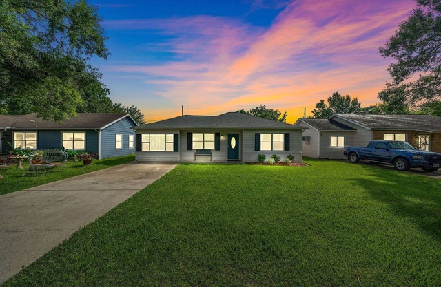 Seaside Serenity at Sylvan Beach Haven!