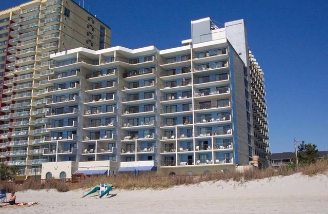 Seaside Serenity: Stunning 2-Bedroom Beachfront Condo with Unmatched Ocean Views