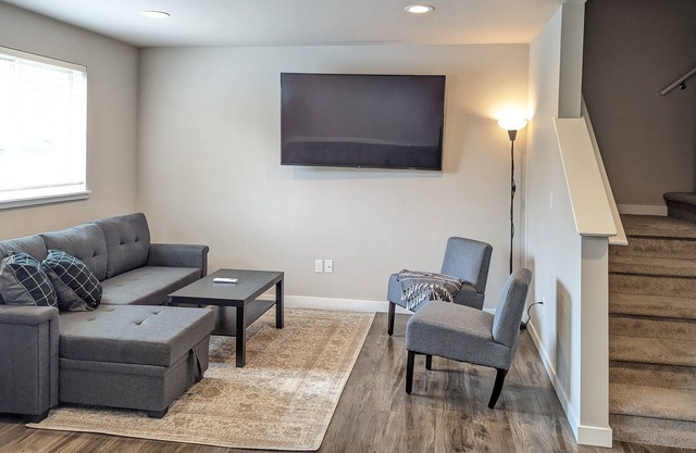 Seattle Vacation Home: Willow House 4 bedroom