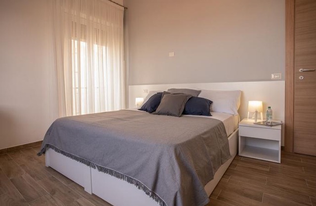 Seaview Rooms in the city center