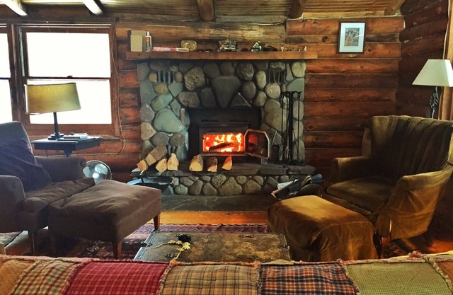 Secluded Log Cabin with Catskill Mountain Views, Seasonal Pond & Cozy Fireplace