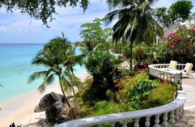 Secret Cove 1 - Beach Front - Located in Beautiful Saint James with Private Chef Services