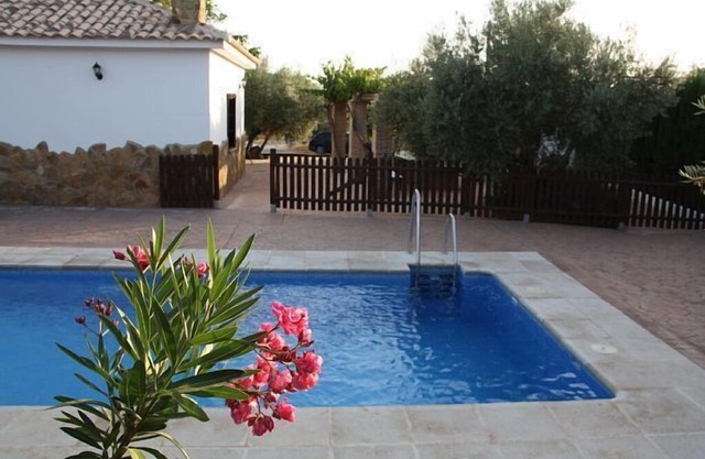 Self catering El Calar for 4 people