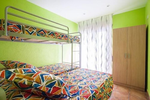 Self catering L'esquirol de L'esquirol for 5 people