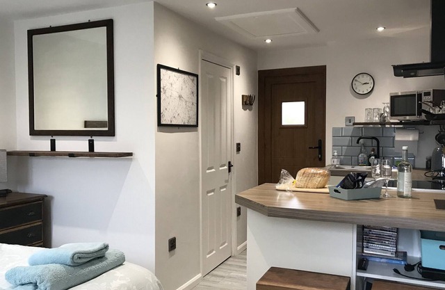 Self contained annex in the Vale of Belvoir