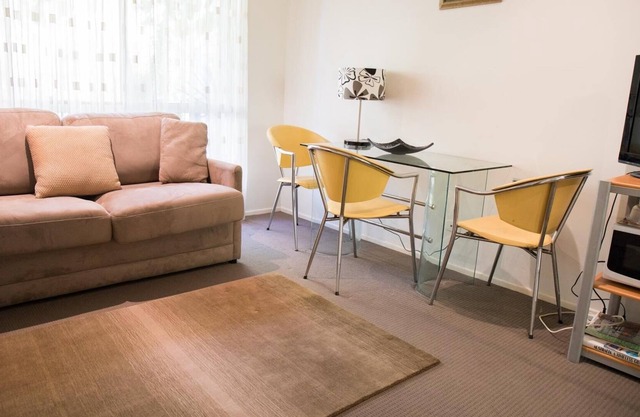 SELF CONTAINED GRANNY FLAT