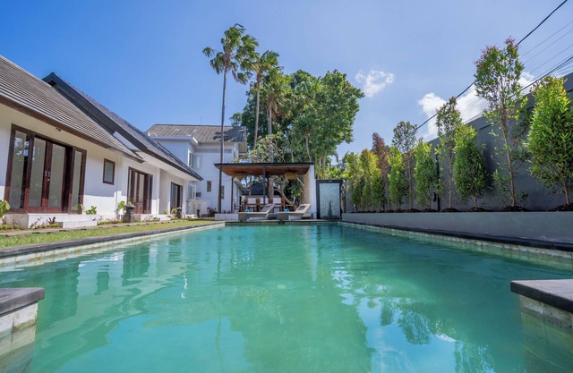 Seminyak, 10BDR, BEACHSIDE, GREAT INCLUSIONS