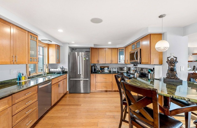 Serendipity Beach Retreat | Namaste | Fireplace