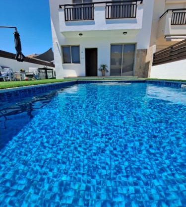 SERENITY PEARL VILLA at the sea