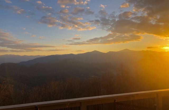 ~ Seven Peaks ~ Views, Peaceful, Private ~