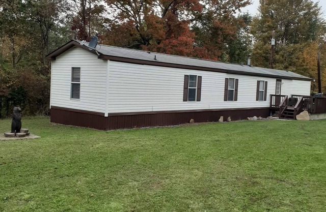 Sharon's Run Lodge is a cozy 3 bedroom/2 bath in the heart of Elk county.