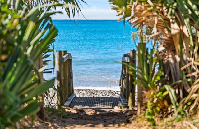 Shell Cove Beach house