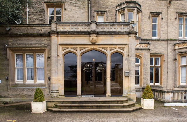 Shendish Manor Hotel & Golf Course