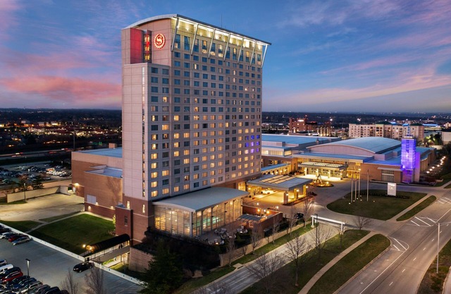 Sheraton Overland Park Hotel at the Convention Center