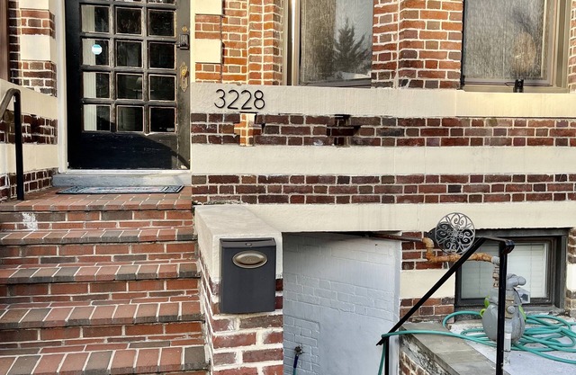 Short Walk to Lidl Grocery Store-27,000 sq ft. METRO