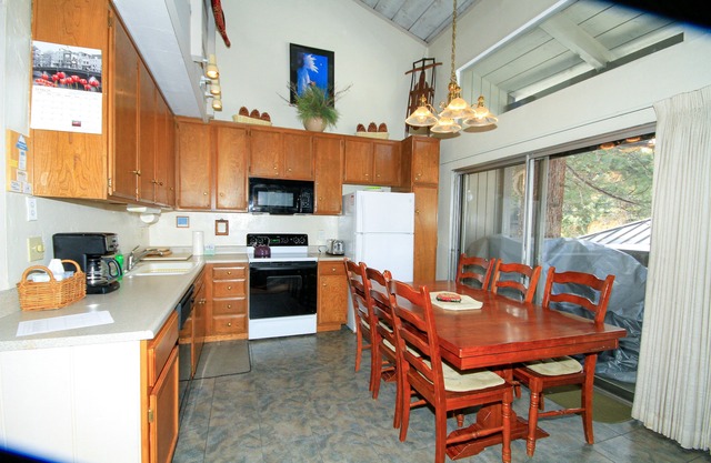 Sierra Park Villas #06