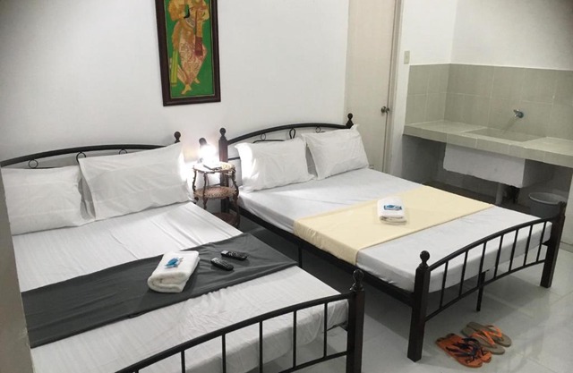 Silang Near Tagaytay Transient Rooms for Family