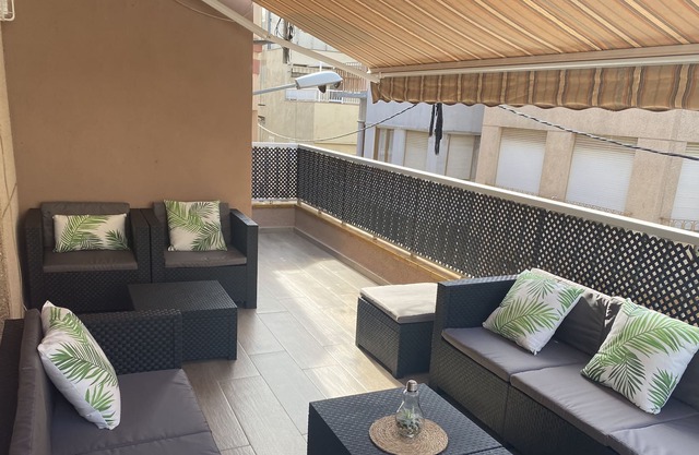 Single-family house with its own elevator and wifi Joan Andreu Calvet fosch