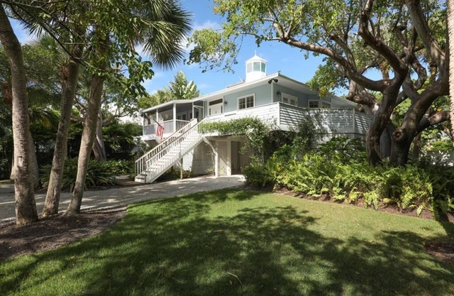 Single Family Boca Grande Deeded Beach Access