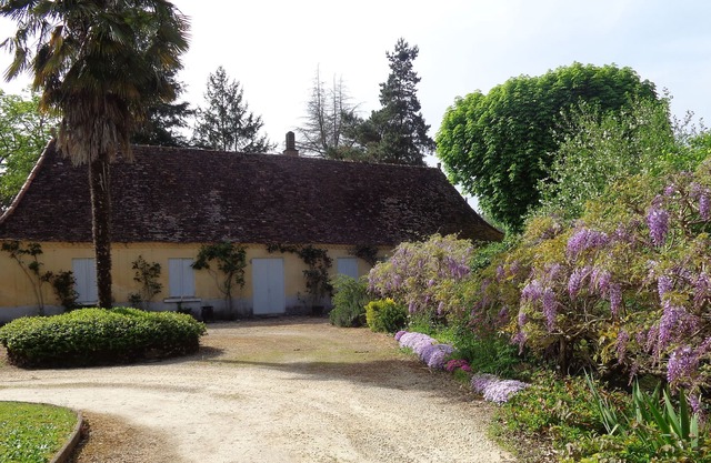 Single storey house in Black Périgord.