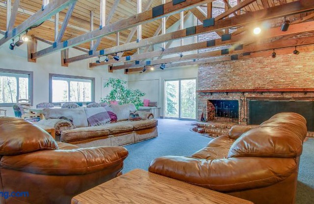 Ski and Racquet Club Condo