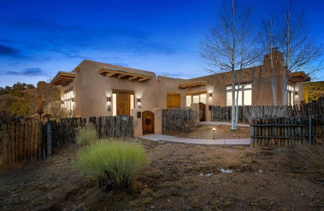 Ski Discounts! Bishop`s Lodge Villa, Hiking, Views