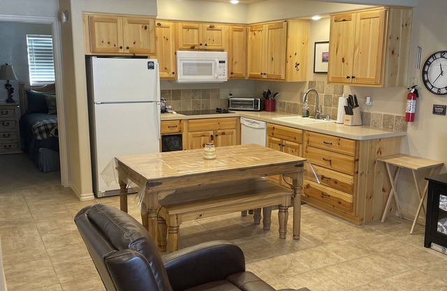 Ski in ski out cozy condo retreat!