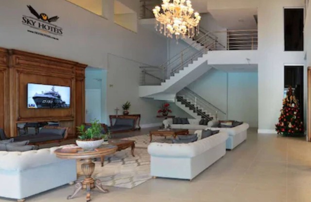 Sky Palace Hotel