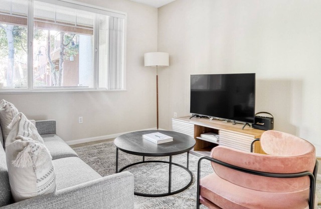 Sleek Sunnyvale 1BR w/ Gym, W/D & Lounge, walk to Google, by Blueground