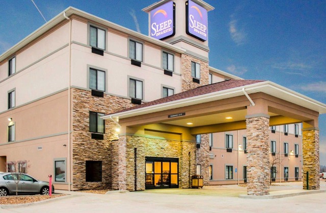 Sleep Inn & Suites Fort Campbell