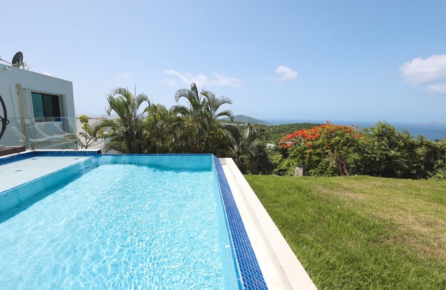 Sleeps 10 w/free POOL Heater - See details