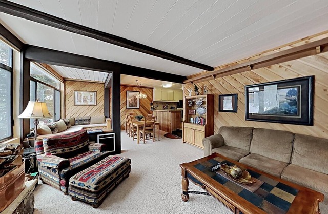 Slopeside Comfy 2-Bedroom Home with 3 Spas! (Unit 512 at 1849) by RedAwning