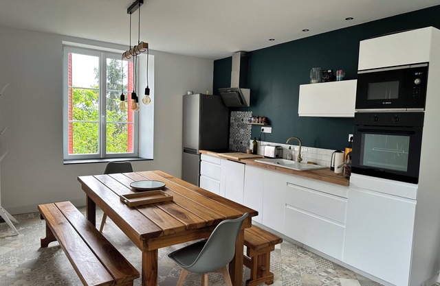 Small house in the heart of the city