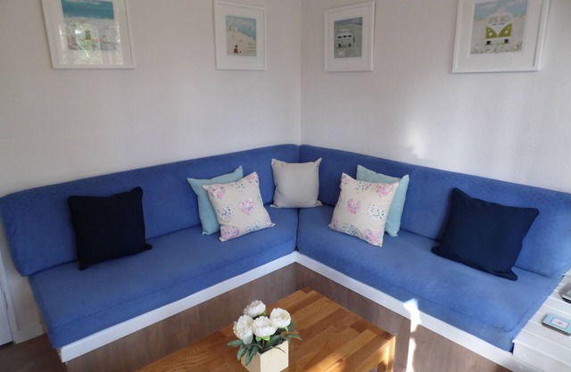 Smashing Seaside Bungalow Wifi, Heated Indoor Pool Bar & Facilities near St Ives