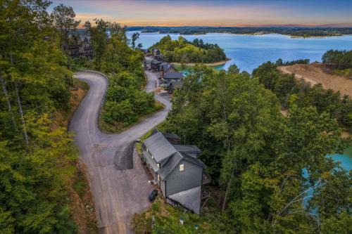 Smoky Shores Lakeview Cabin By Beyond Expectations