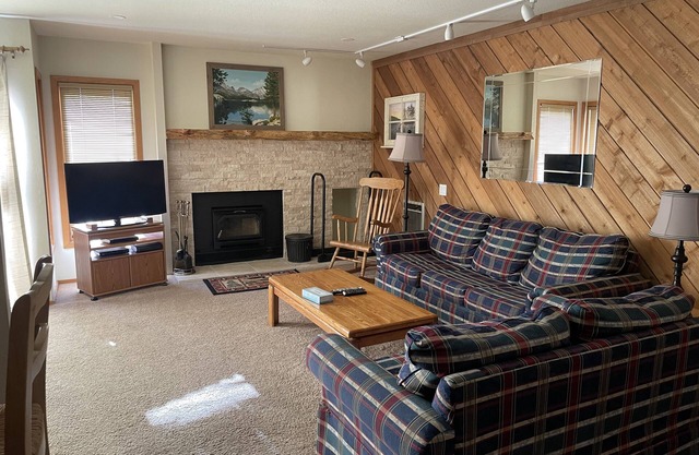 Snowcreek Resort Vacation Rental #439