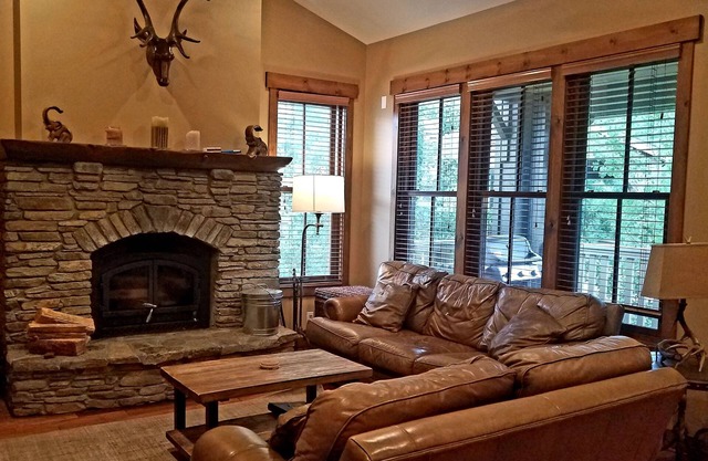 Snowcreek Resort Vacation Rental #1135