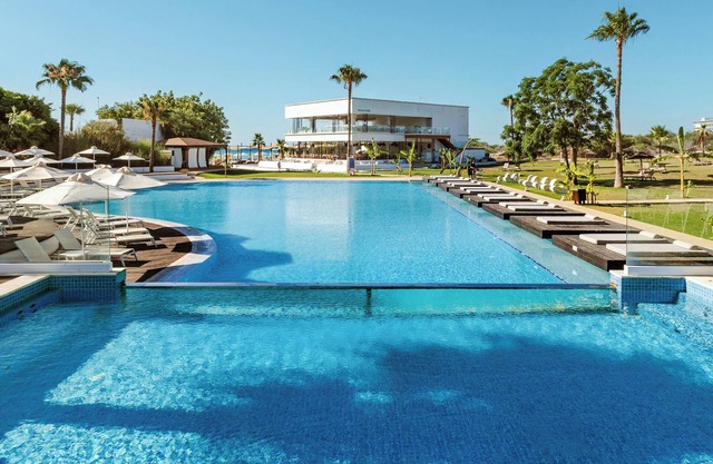 So Nice Club Resort