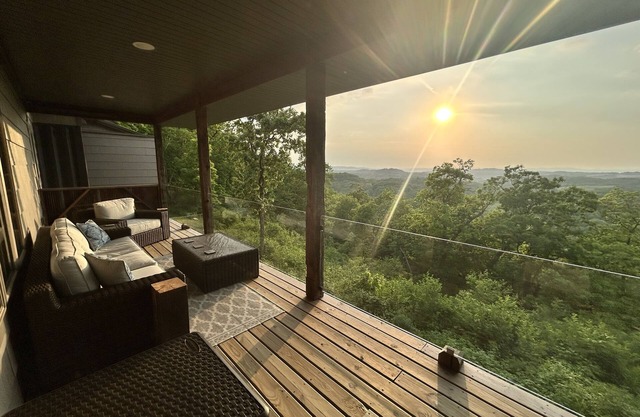 Soaker Tub & Sunset Wanlass Retreat