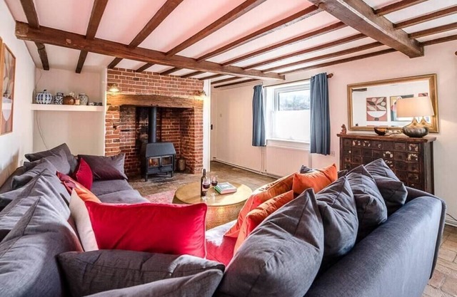 Solebay House, Tunstall