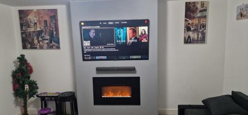 Solid Mirror Home Milton Keynes