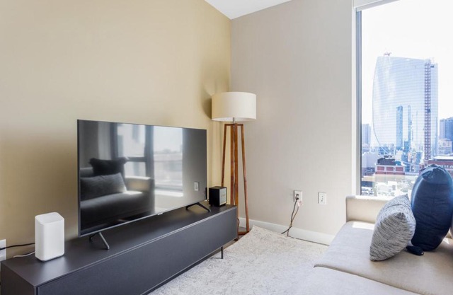 Somerville Studio w Gym WD nr Green Line BOS-702