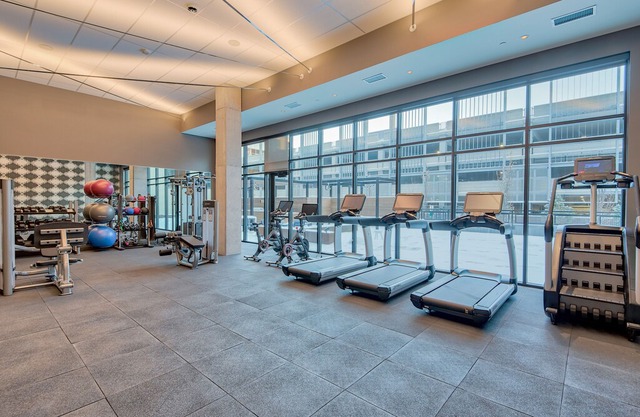 Sonder | Vicinity | Beautiful 2BR + Balcony