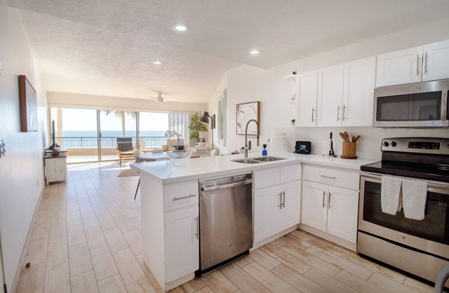 Sonoran Spa E301 - 3 BR Next to the Pool, High Speed Wi-Fi - Beachfront Upper Floor Luxury Condo