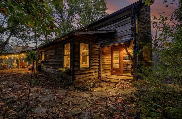 Sophisticated Country Cabin