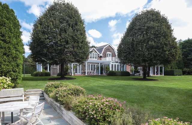 Southampton Village Estate less than 2 miles from the 2026 US Open at Shinnecock