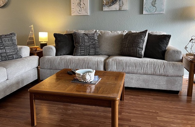 Southwood Shores - 2BR Condo, lake views, indoor & outdoor pools & much more!