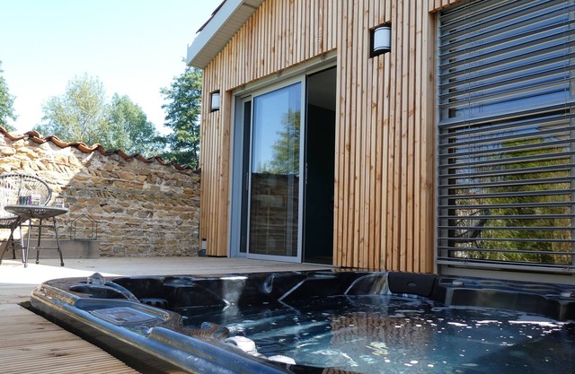 Spa and sauna in the heart of the golden stones: the shelter